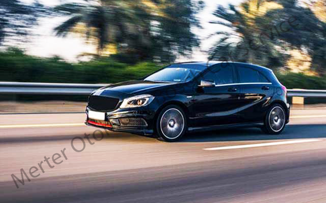 Güngören´de Mercedes Araçlara Elektronik Hizmeti